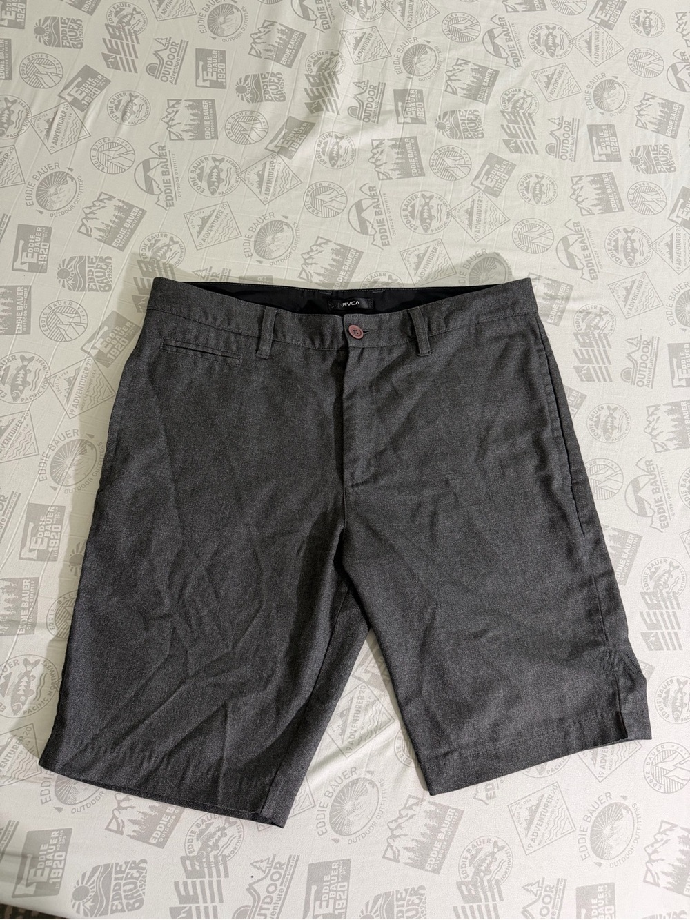 RVCA Shorts Men’s Sz 34 Gray Chino Pockets Skater Bottoms Lightweight Casual